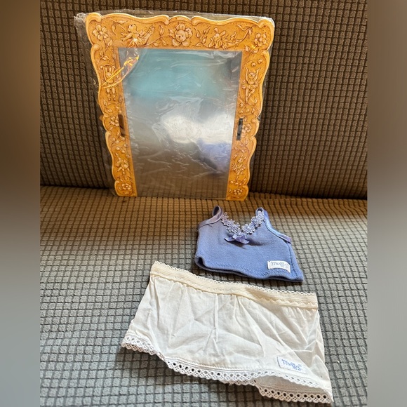 NWT 8” Muffy Vanderbear with 3 NWT outfits, dress up mirror, tank top and skirt - Picture 5 of 5